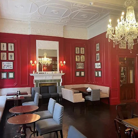 The City Of London Club-2